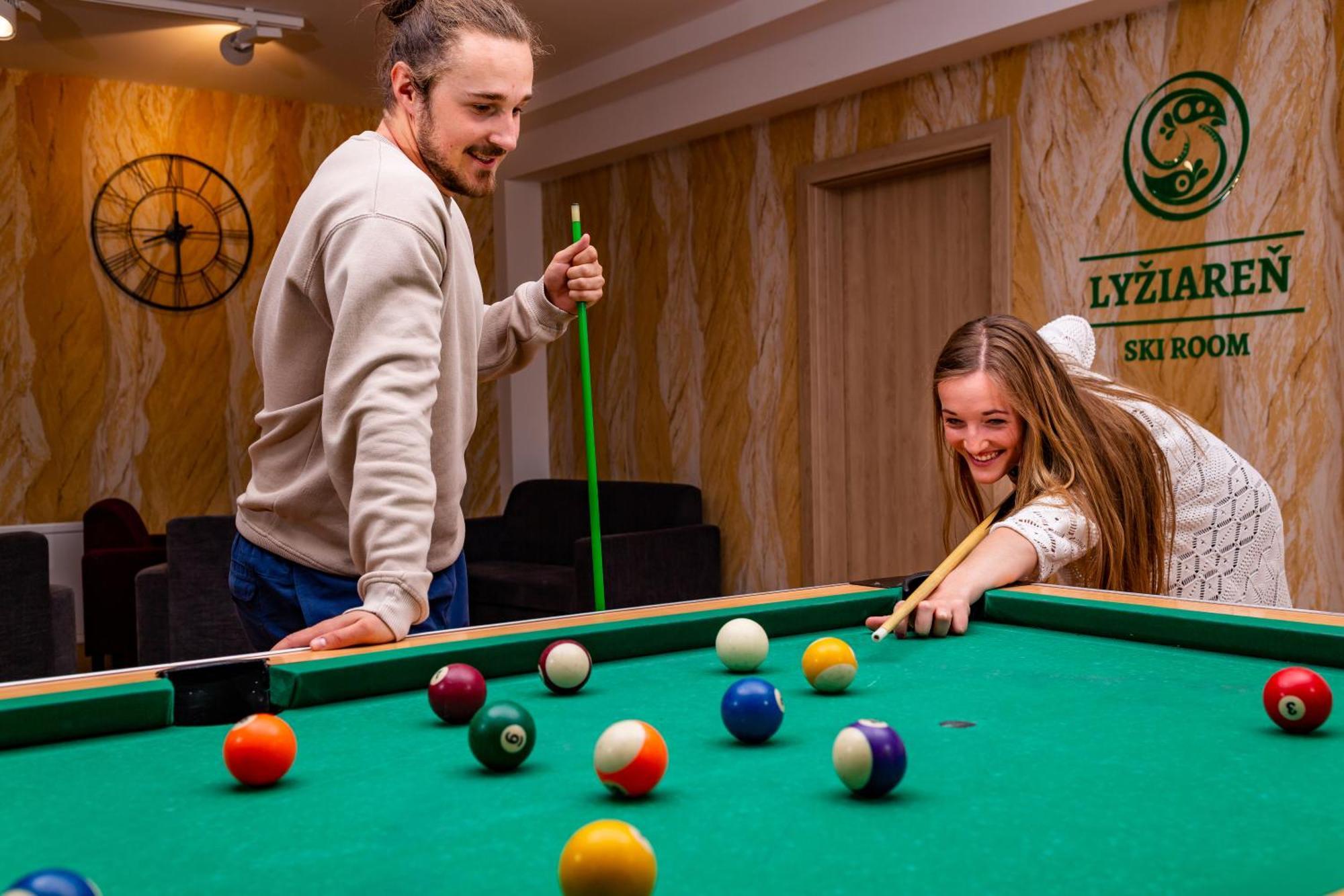 Hotel Strachan Family Jasna Deménvölgy Kültér fotó