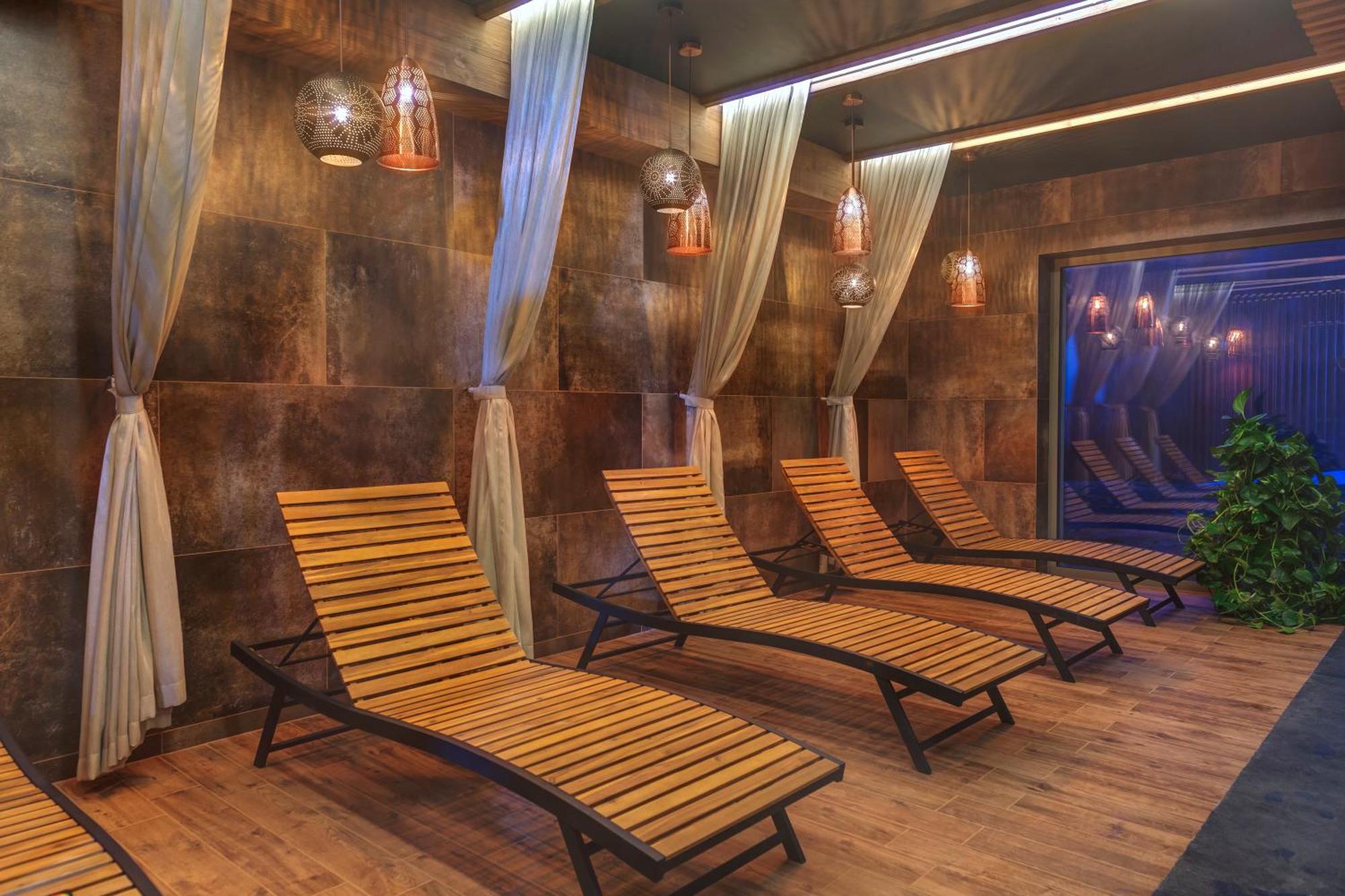 Hotel Strachan Family Jasna Deménvölgy Kültér fotó